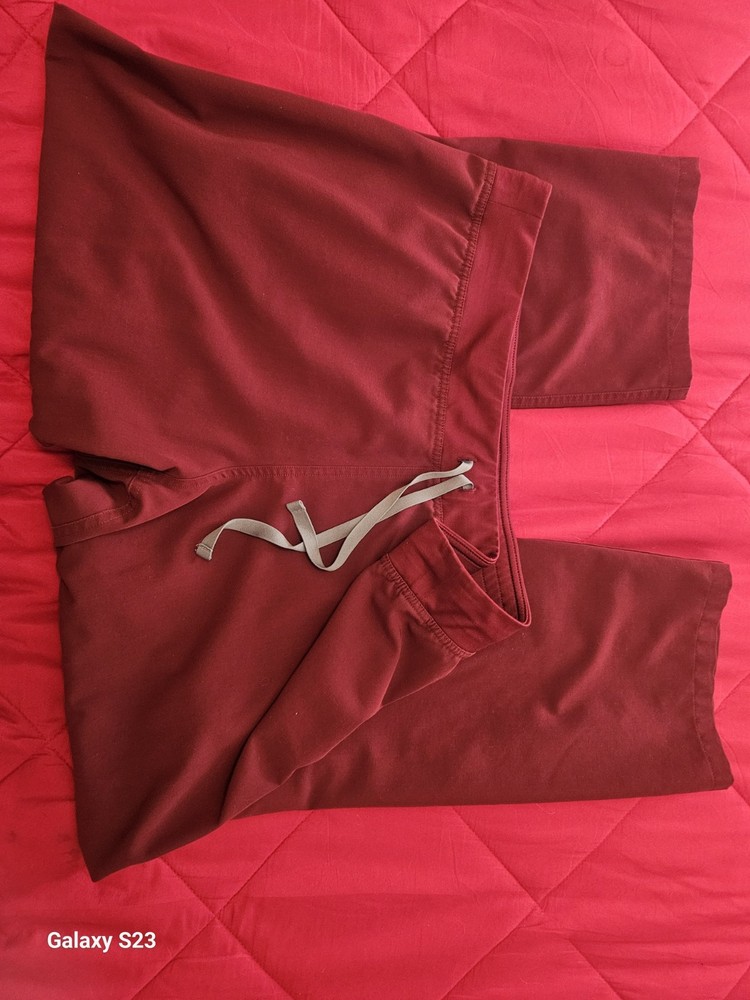 Women's Figs Scrubs Set XL