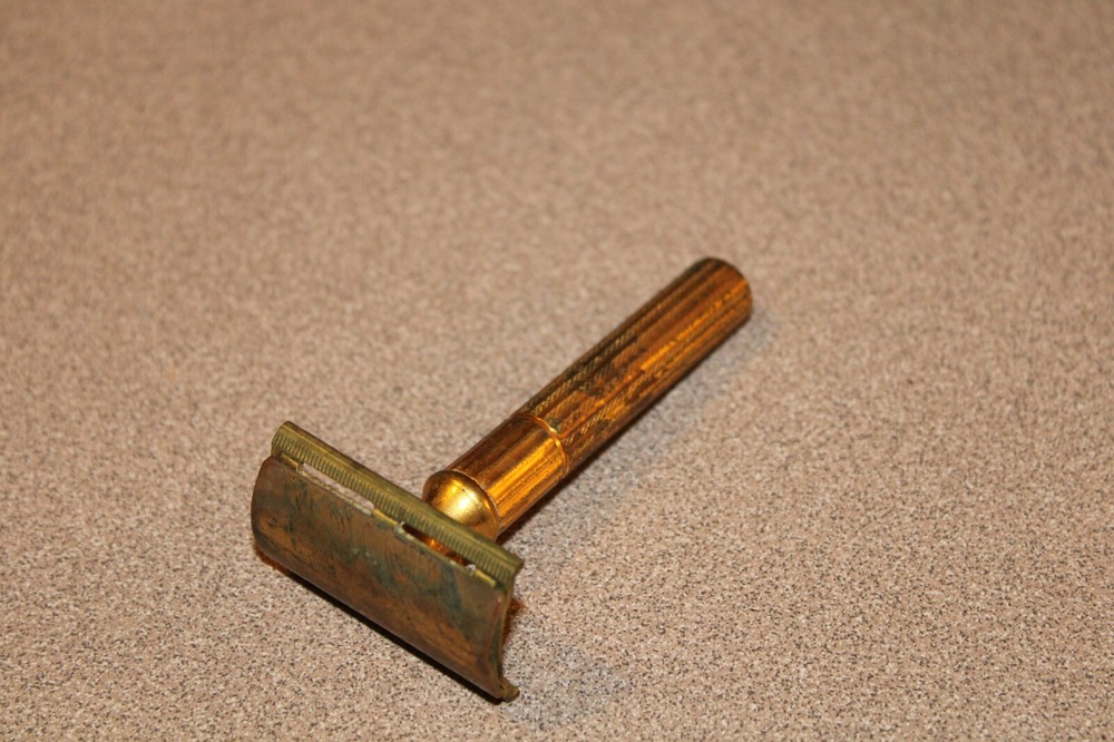 Vintage GILLETTE Gold-Tone Safety Razor No Date Code