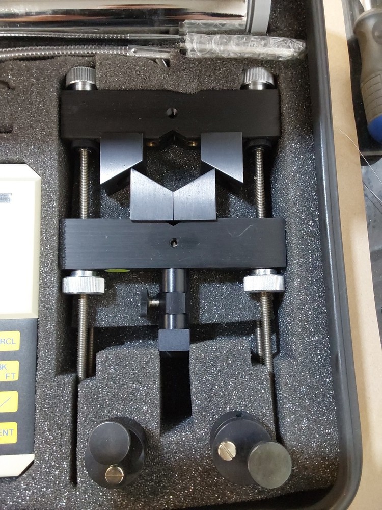 ALI 2000 MACHINE SHAFT ALIGNMENT TOOL