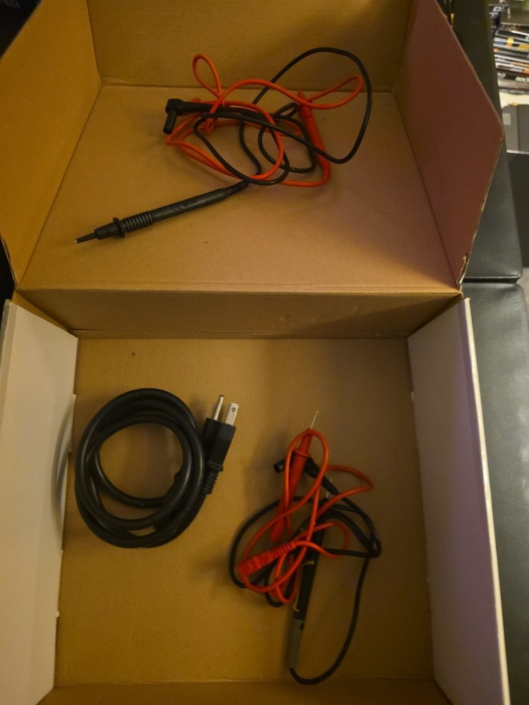 4.5 Digit Autoranging Bench Top Multimeter