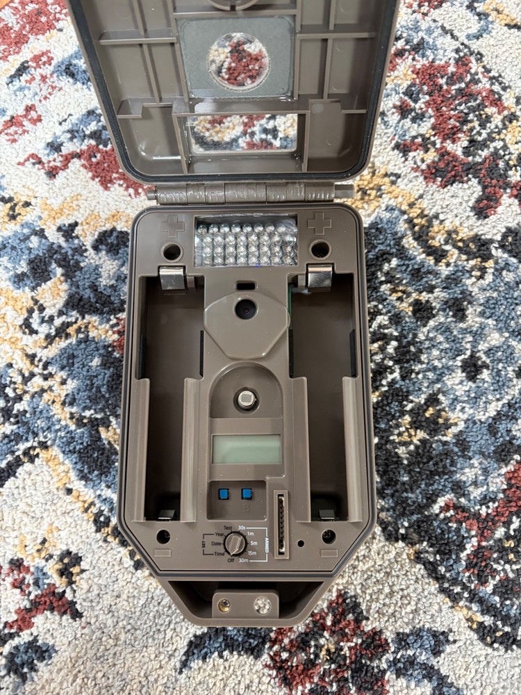 cuddeback trail camera