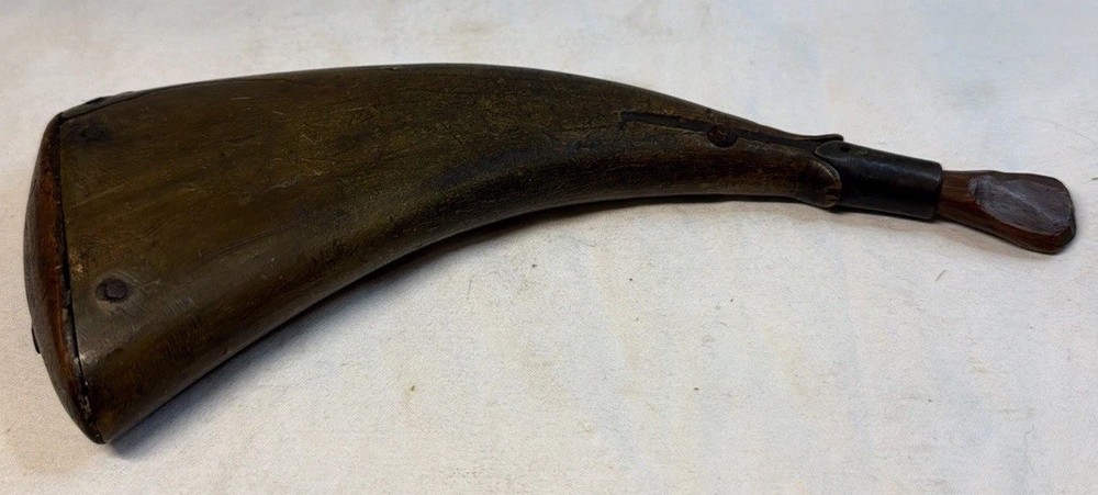 Antique Rifle Powder Horn Flask