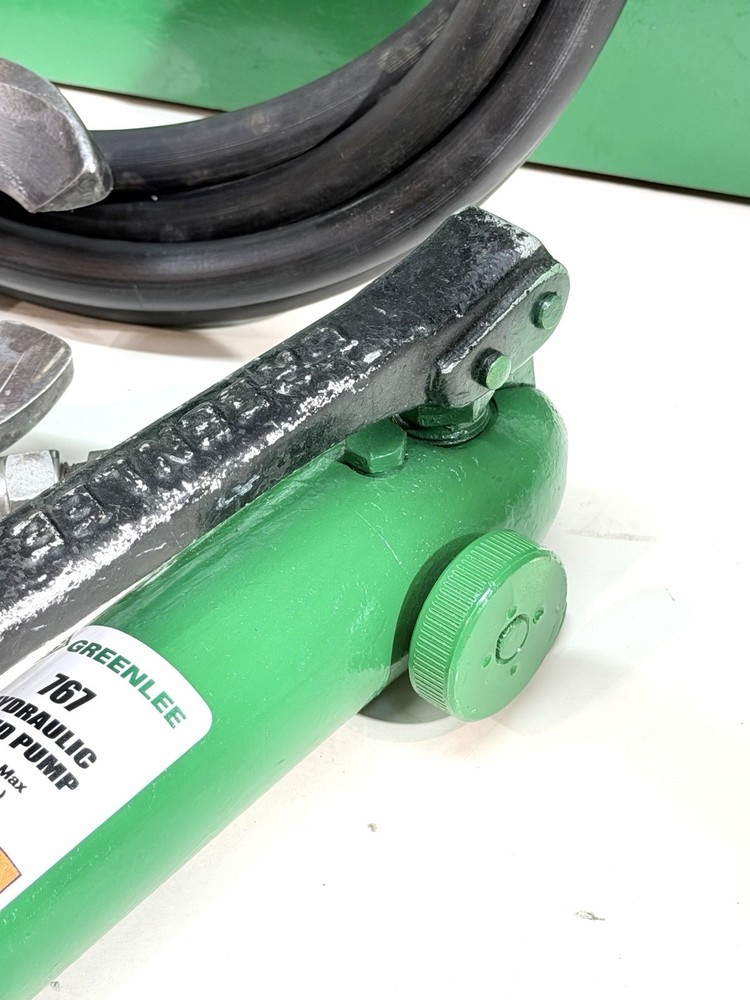Greenlee 800 Cable Bender + 750 Hyd. Cable Cutter + 746 Ram + 767 Hyd Pump Case