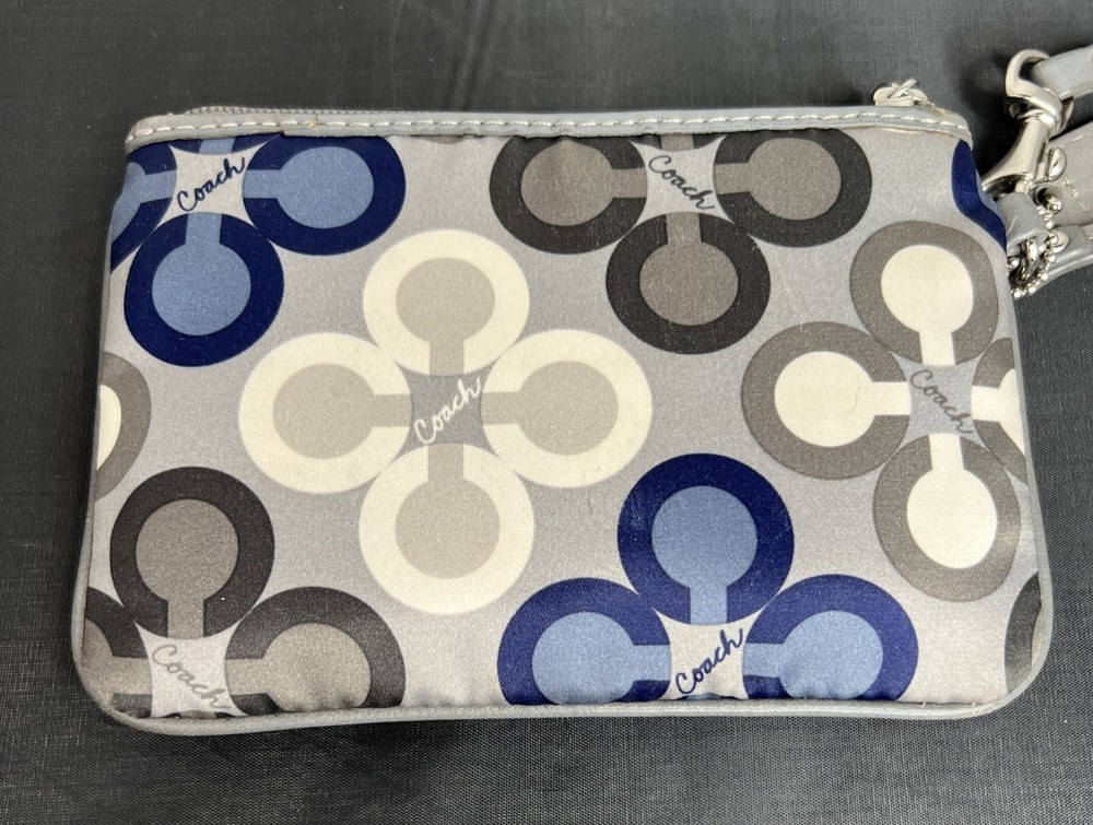 Coach Madison Clover Op Art Wristlet
