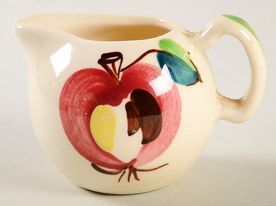 Purinton Apple Creamer 823895