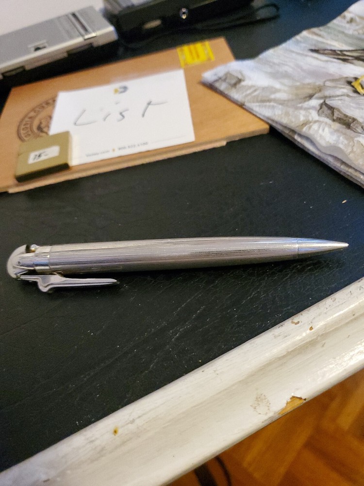 ronson penciliter Silver Color