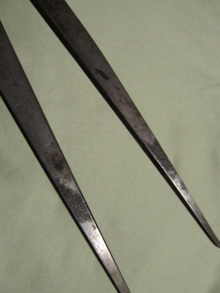 6" Spring-Type Machinest Divider - Solid Nut, Flat Leg