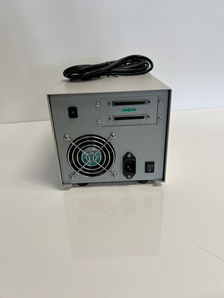 Quantum SDLT 220 DLT 30-80008-07