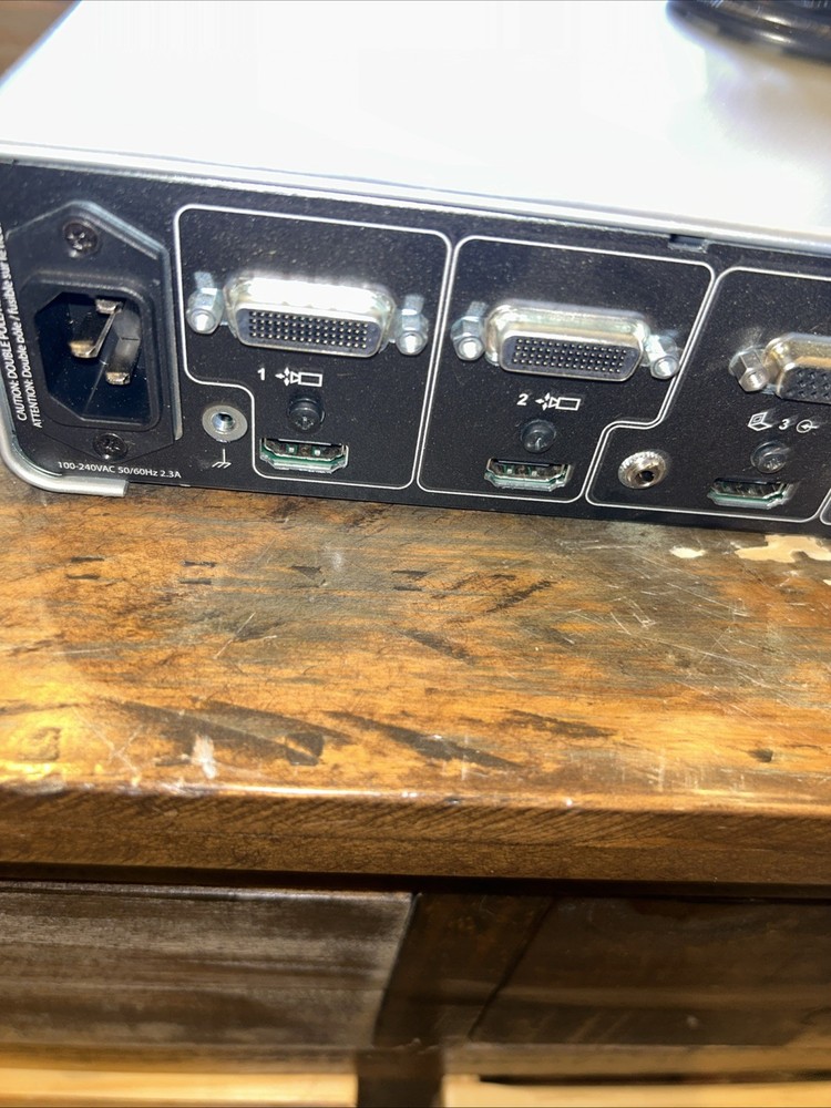Polycom Real Presence Group 700 Video Conference Unit Type P002