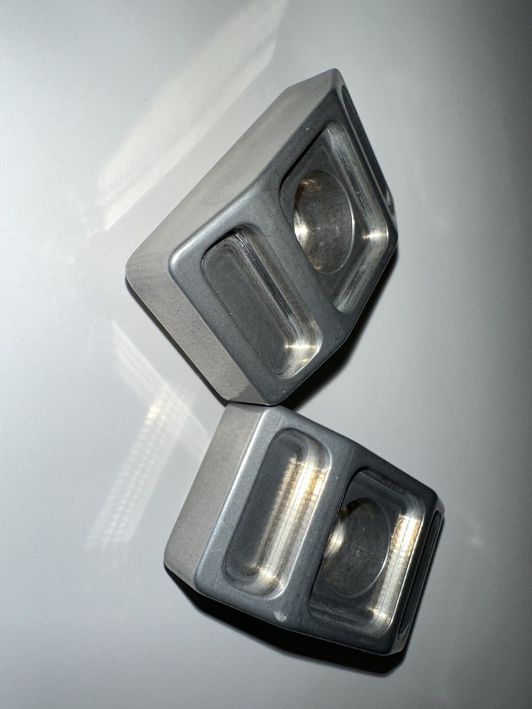 Dyna 1991-2005 axle adjuster blocks Lopro
