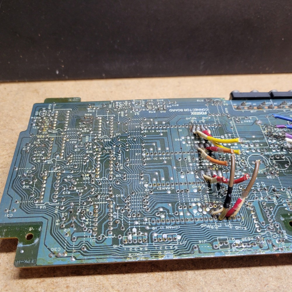 Fostex A-8 LR Connector board #8251101