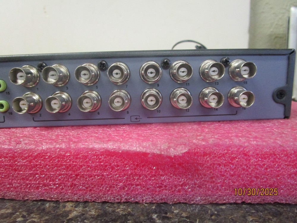 Pelco Schneider NET5500 Series Video Encoder NET5516-US with Rack Mounts & A/C