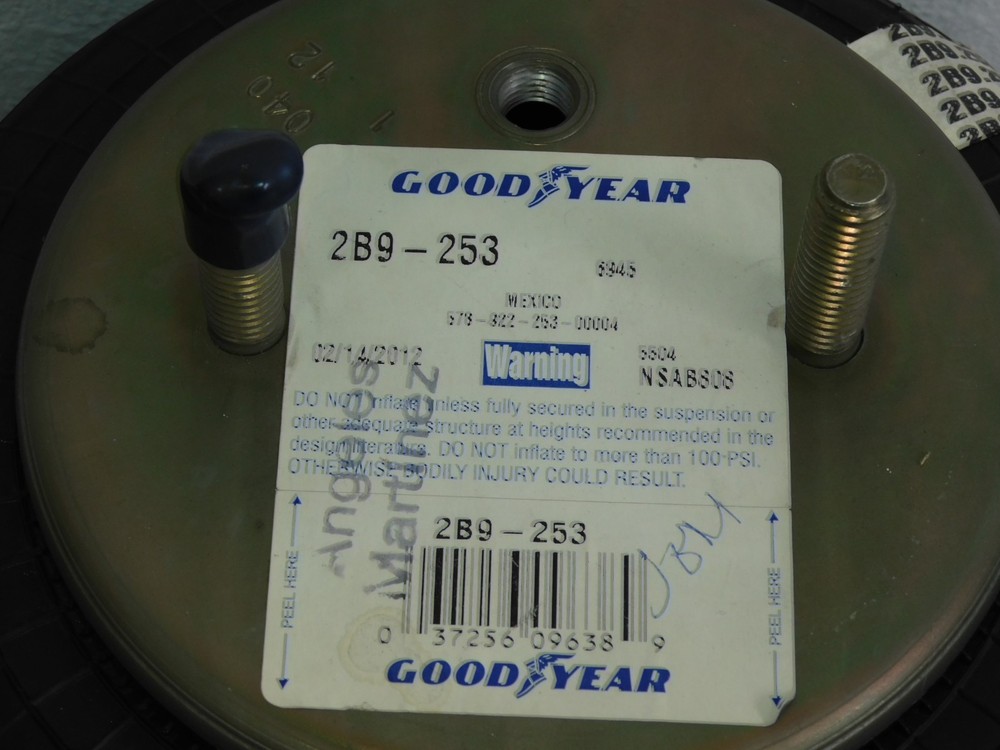 NOS Genuine Goodyear 2B9-253 Air spring