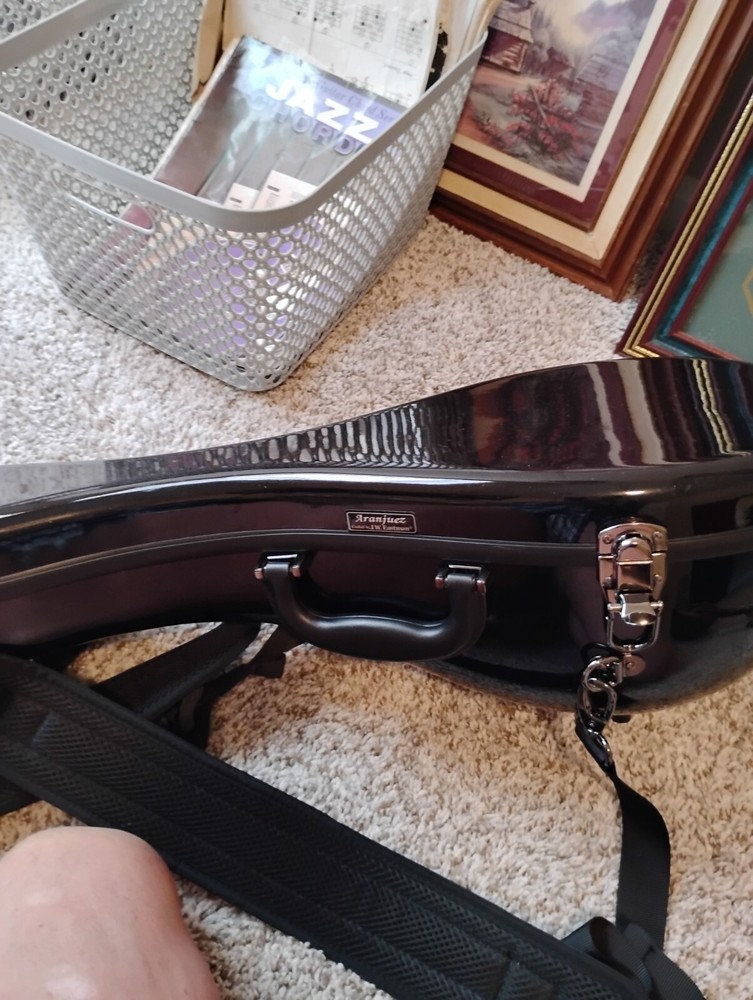 Labraid Roman Classical Mandolin