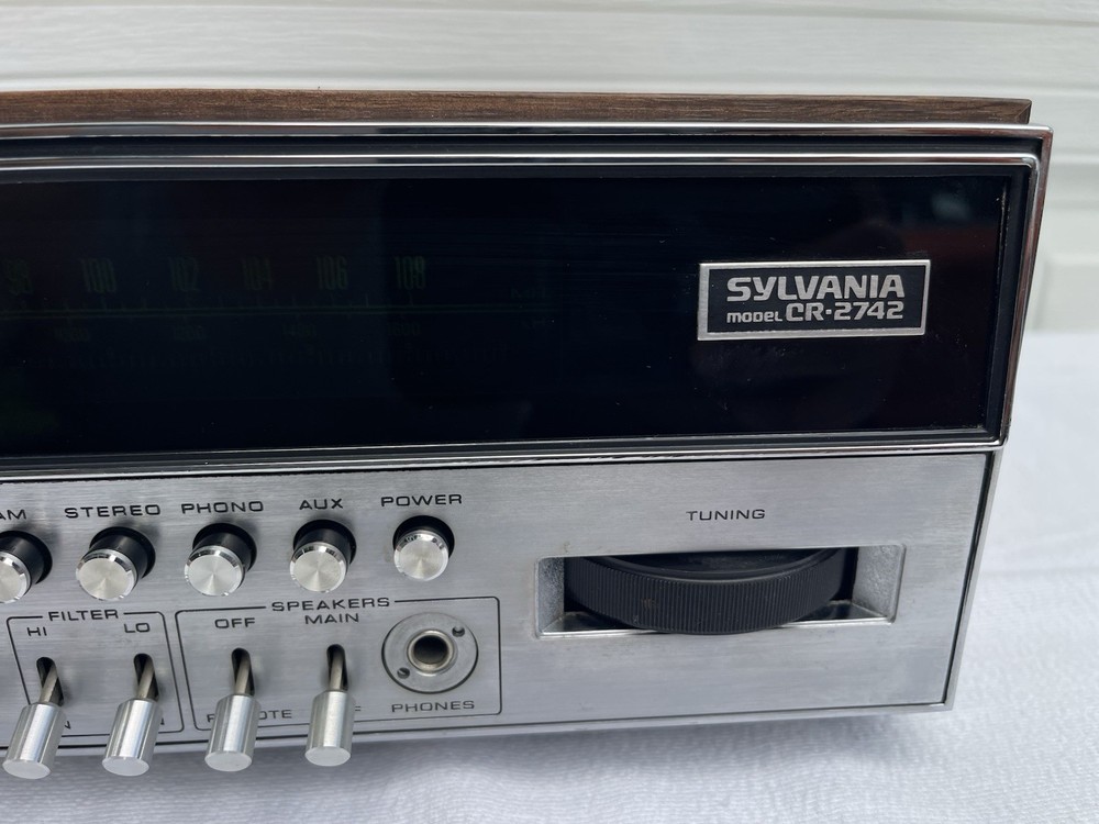 SYLVANIA CR-2742 Stereo Receiver