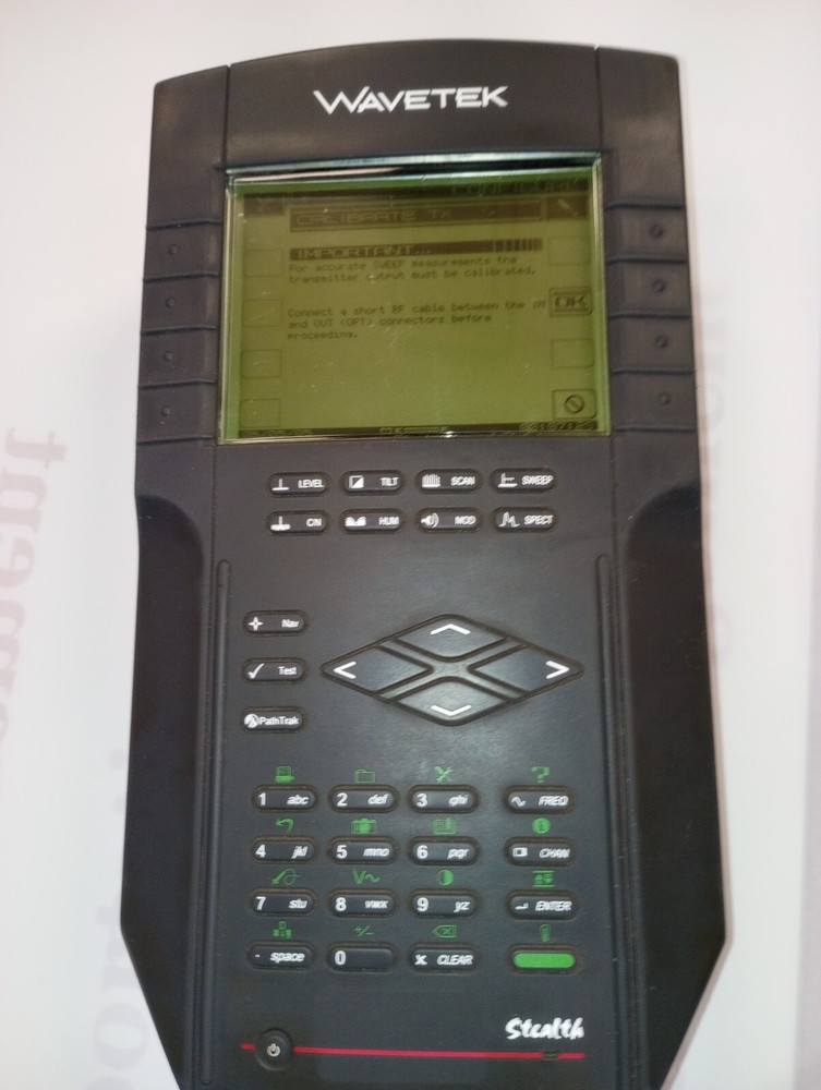 WAVETEK  SDA-5000 Stealth Digital Analyzer Meter + CHARGER +  CONNECTORS