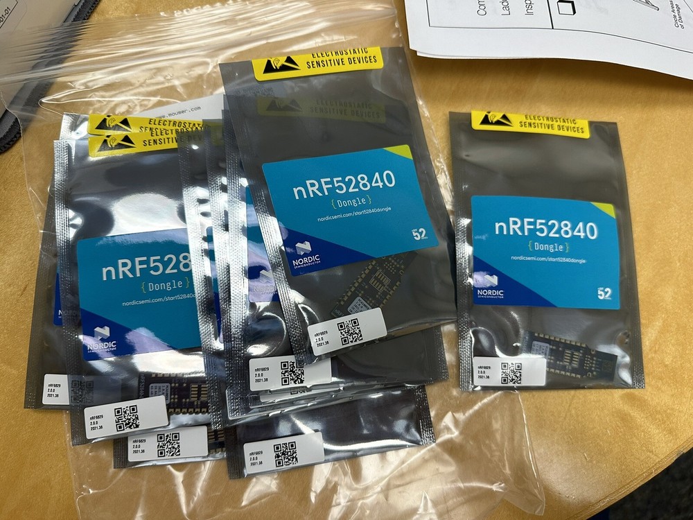 NRF52840-Dongle ORIGINAL, UNOPENED, Bluetooth 5.0  NRF52 Series dev. kit