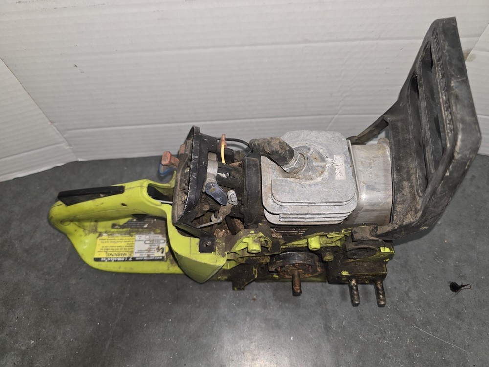 Poulan Wild Thing Chainsaw Model P4018wt With Case