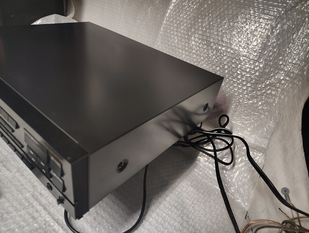 Denon Dcm-555 6 cd player