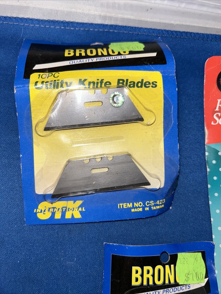 Vintage Crafters Lot -Rolling Scissors, Blades, Etc.