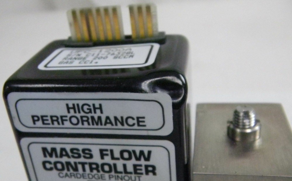 Unit UFC-1200A, Mass Flow Controller, Gas- CCL4, Range- 200 SCCM, 1/4" M I/O