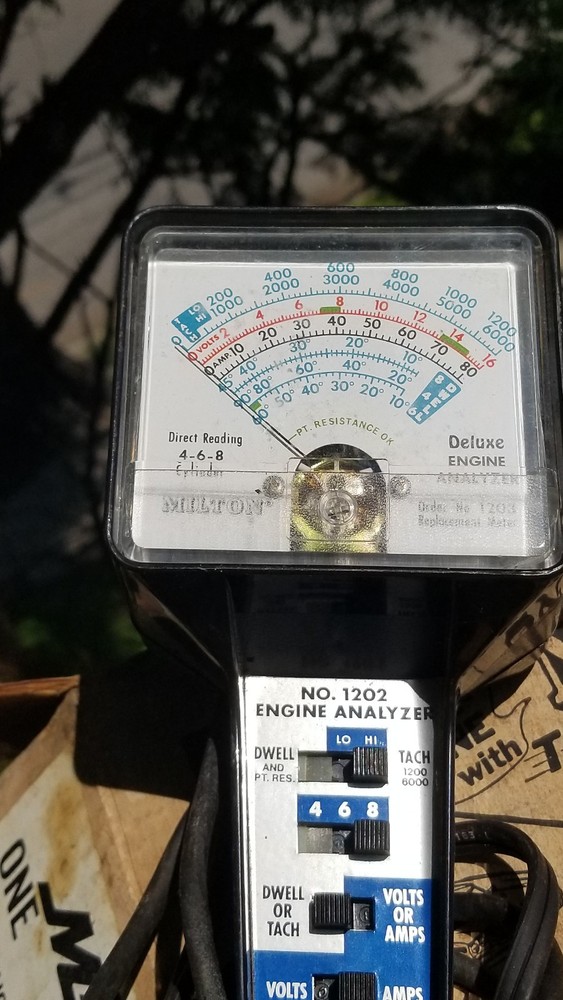 MILTON VINTAGE AUTO / CAR ENGINE ANYLIZER TESTER