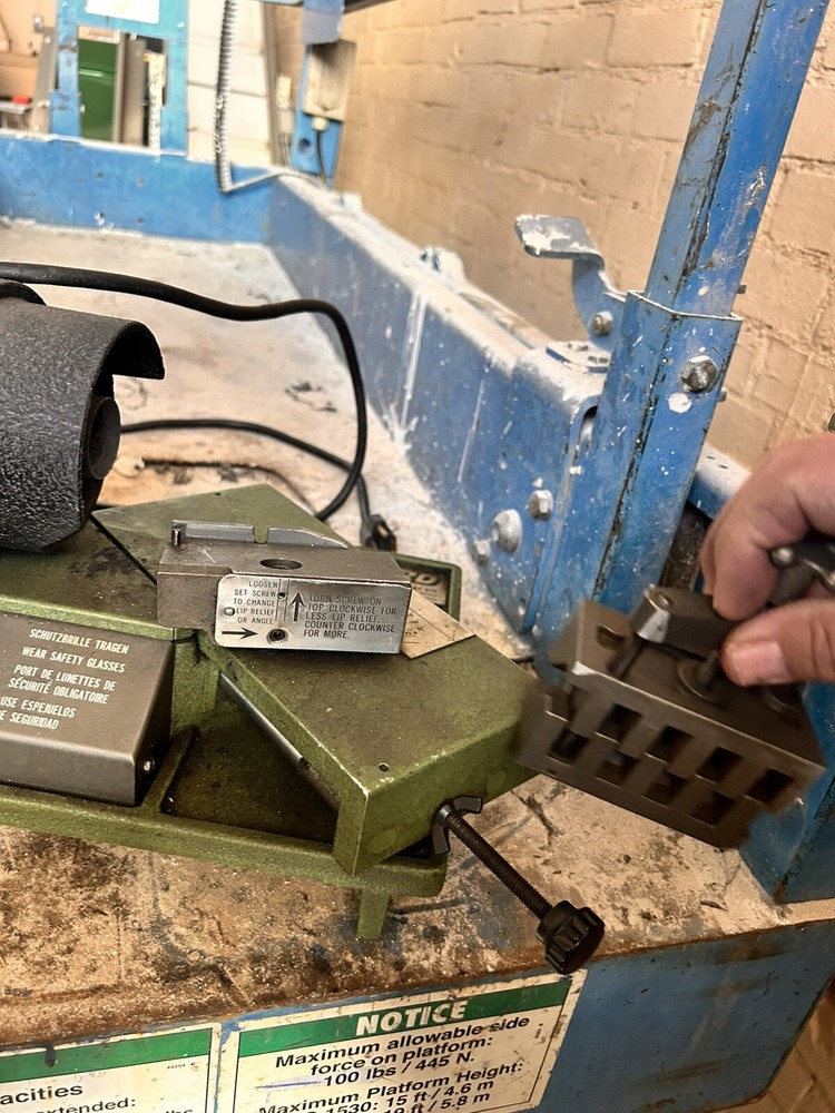 SRD DG80M2391 Service Precision Grinding Drill Bit Sharpener