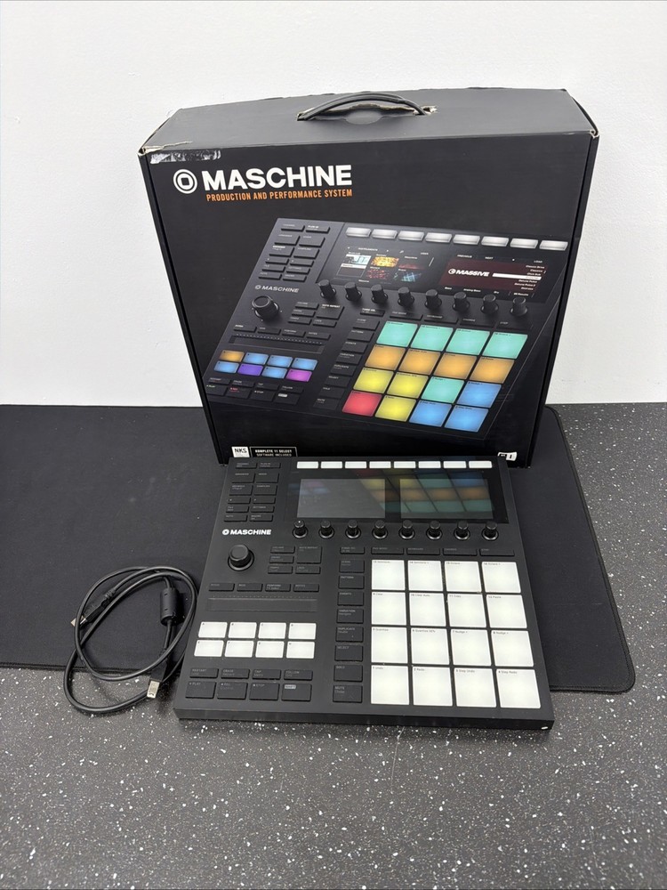 Native Instruments MASCHINE MK3 MIDI Controller Audio Interface