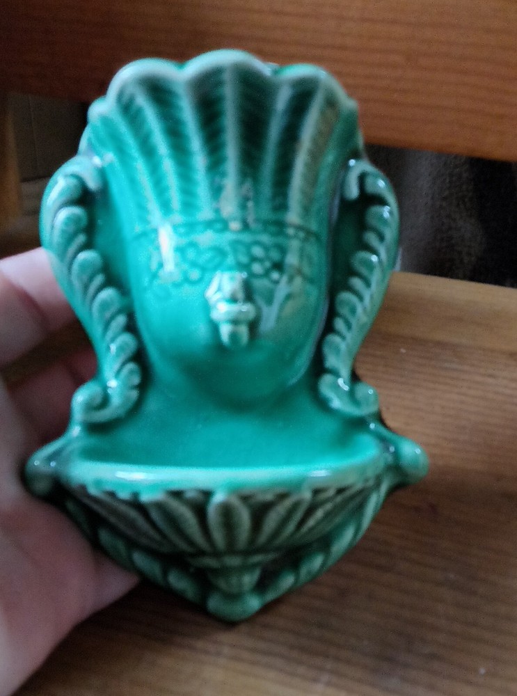 Vintage Green Ceramic Wall Pocket Match Safe, Possibly Camark Pottery?