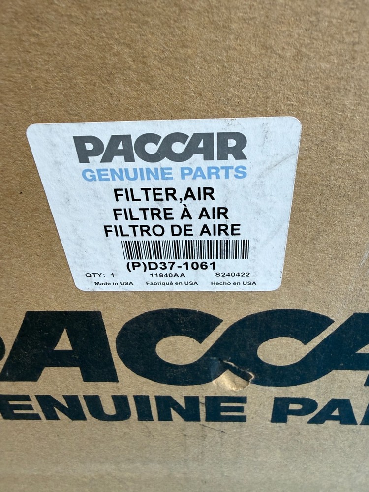 Genuine OEM Paccar D37-1061 Engine Air Filter Element
