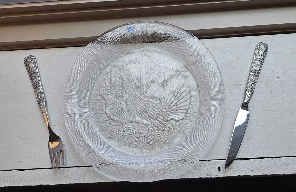 Hardanger Bestikk Serving Platter Includes Original Box w/Pewter Knife & Fork ❄️
