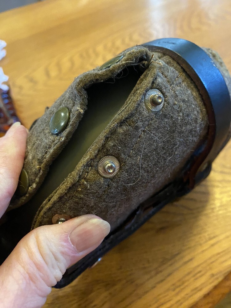Czech Army Water Canteen, Vintage Preowned