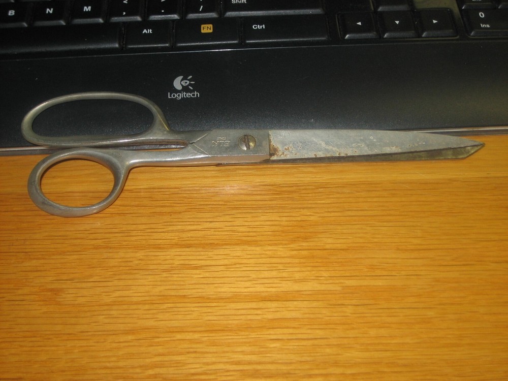 VINTAGE ELK 8" SCISSORS ITALY