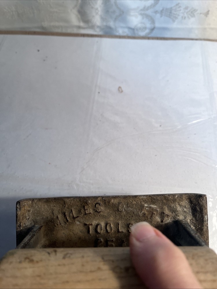 Milescraft Concrete Edger