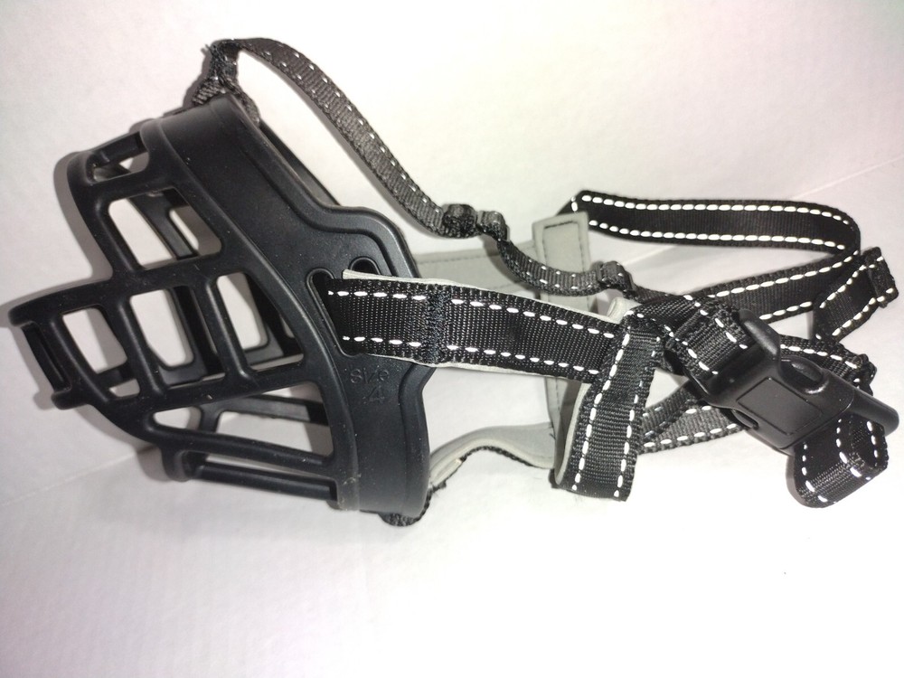 Adjustable Dog Muzzle Soft Silicone Breathable Strong Basket Size 4 Reflective