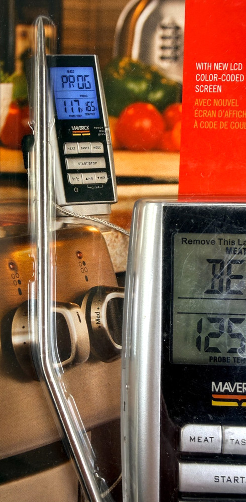 Maverick Roast Alert Thermometer & Timer with LCD Color Coded Screen - BRAND NEW