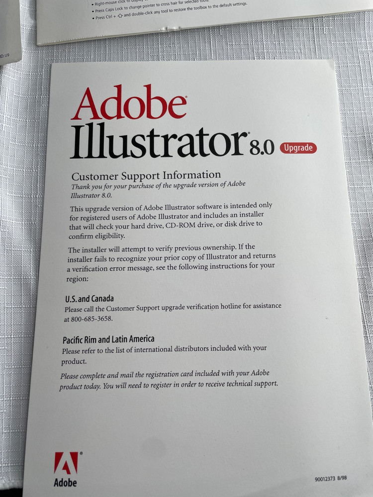 Adobe Illustrator 8.0 Upgrade CD plus User Guide
