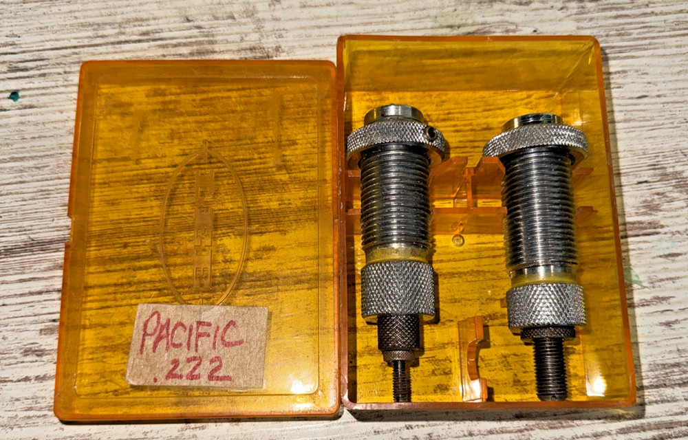 Vintage Pacific Reloading Dies .222 Two Die Set In Wrong box Lee