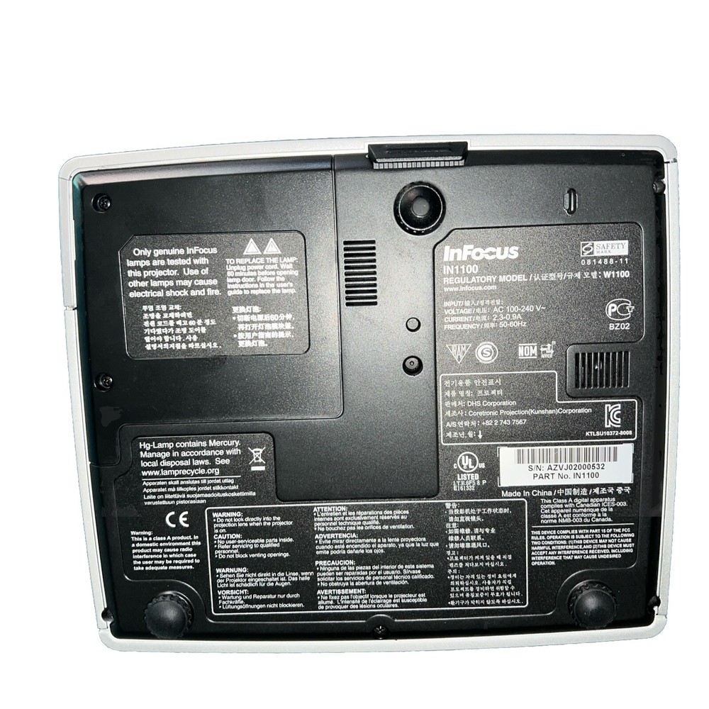 In Focus In1100 Computer Projector With Remote