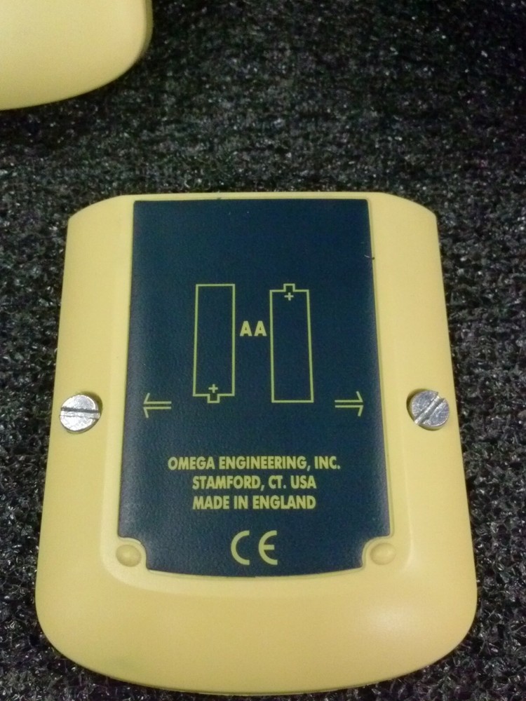 OMEGA Engineering Inc. HHP-90 Handheld Digital Pressure Meter