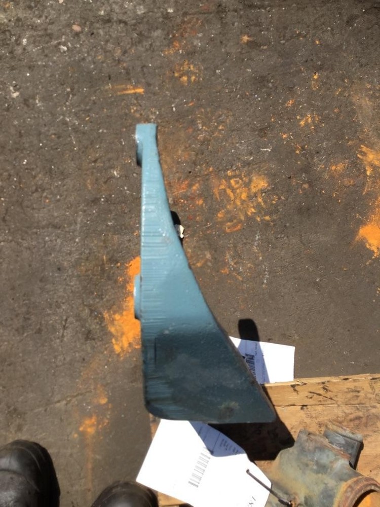 Replaces FRONT ENGINE MOUNT , OR
