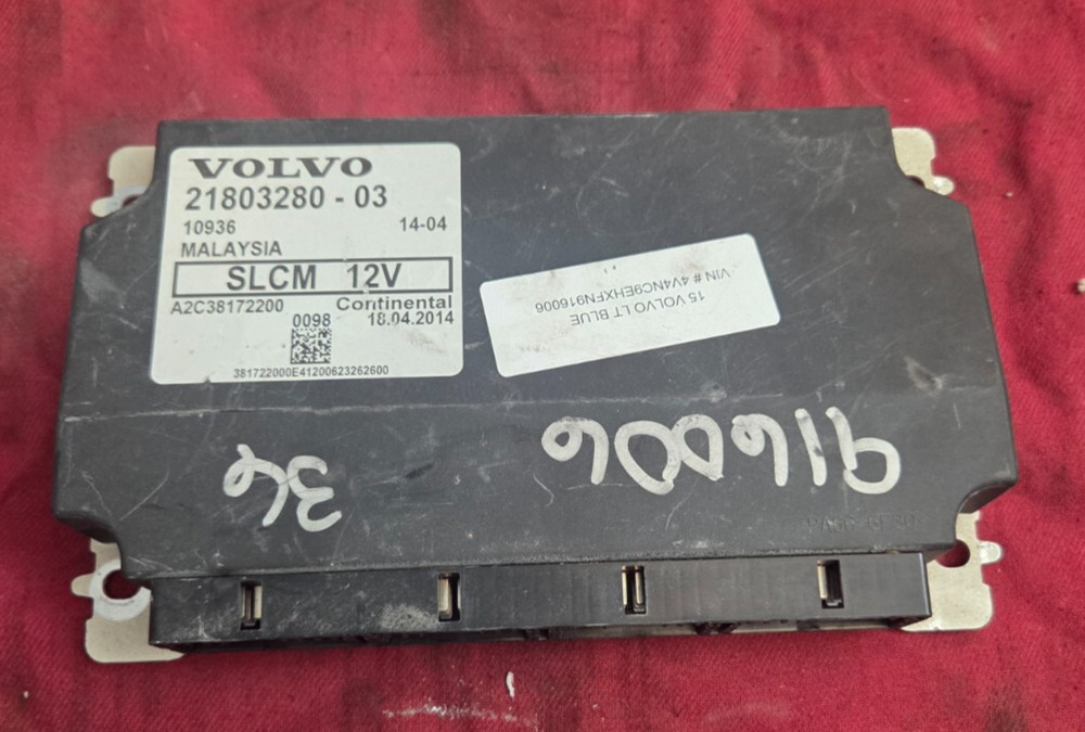 2015  VOLVO LIGHT CONTROL MODULE SLCM 21803280-03, A2C38172200