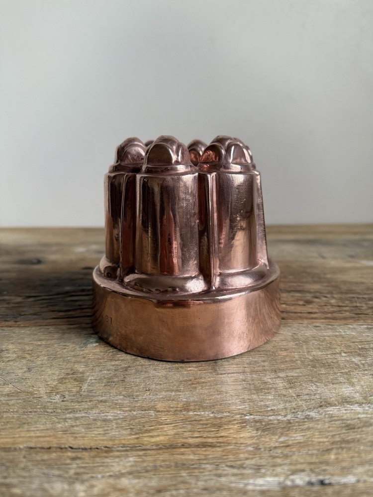 HARRODS Stamped Copper Mold