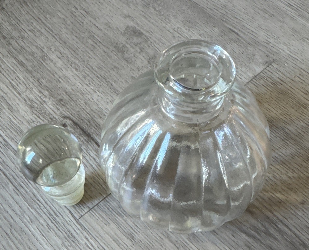 Perfume refill bottle preowned vintage very good cond.