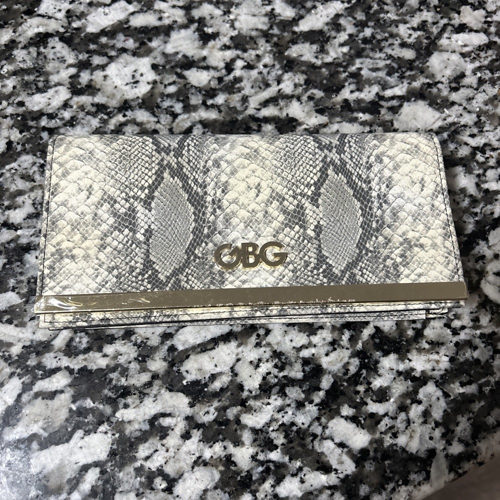 GBC Cute Snakeskin Pattern
