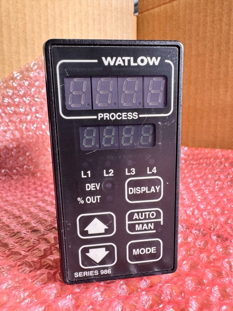 Watlow 986A Temperature Controller (986A-20CE-MARG)
