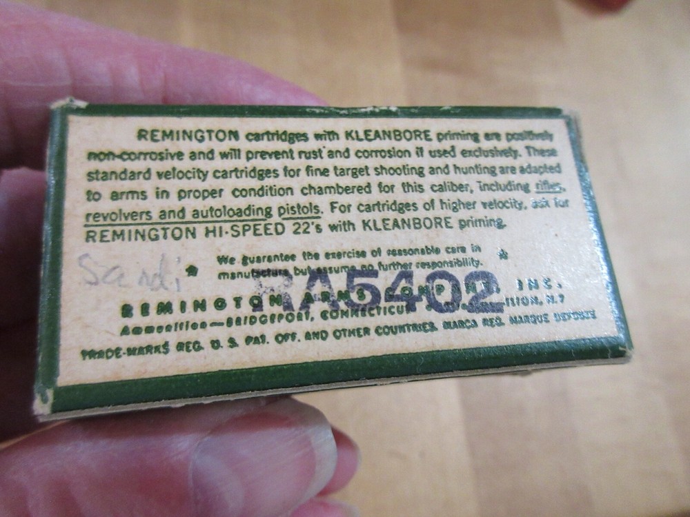 Empty Ammo Box Remington Kleanbore LR 22 (w17) # 77