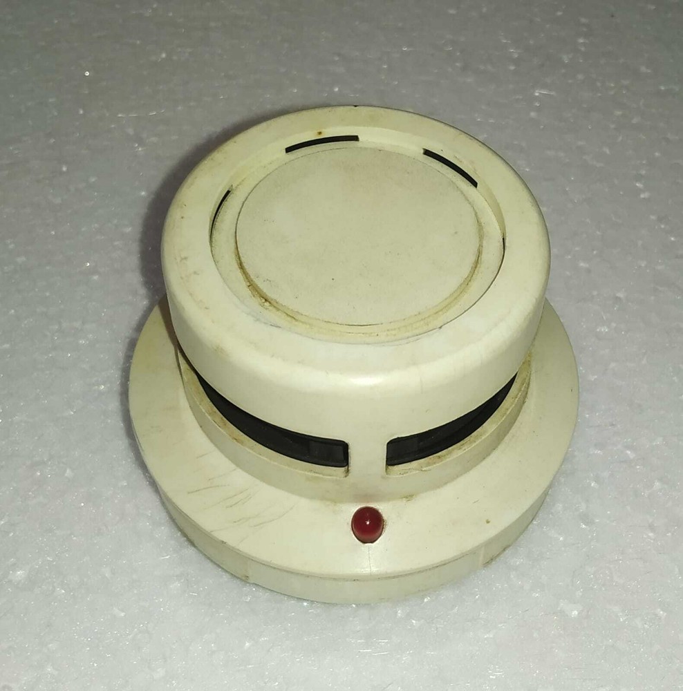 HEKATRON GMBH ORM 130/8  EN 54-7 OPTICAL SMOKE DETECTOR