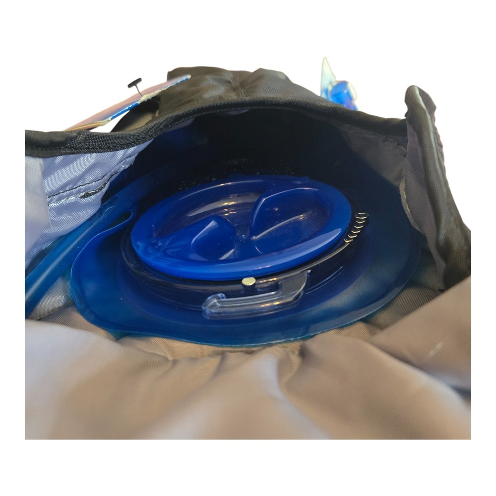 NWT CamelBak HydroBak 50 oz 1.5 L Black/Graphite