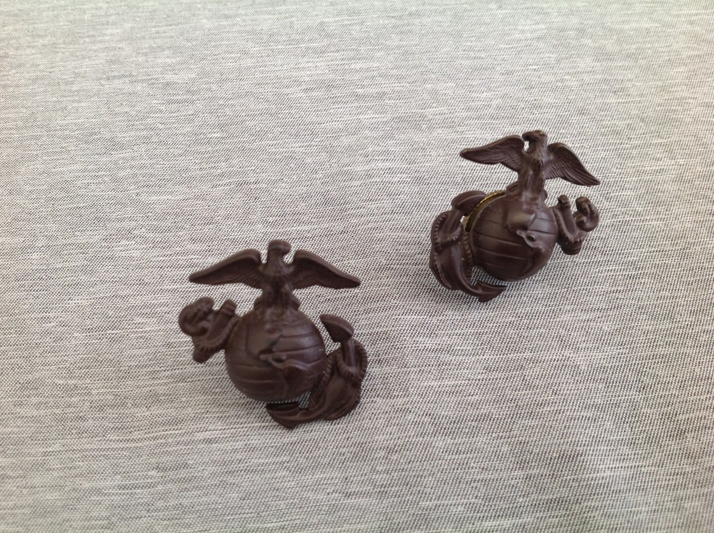 2 Krew USMC Screw Back Hat Badges